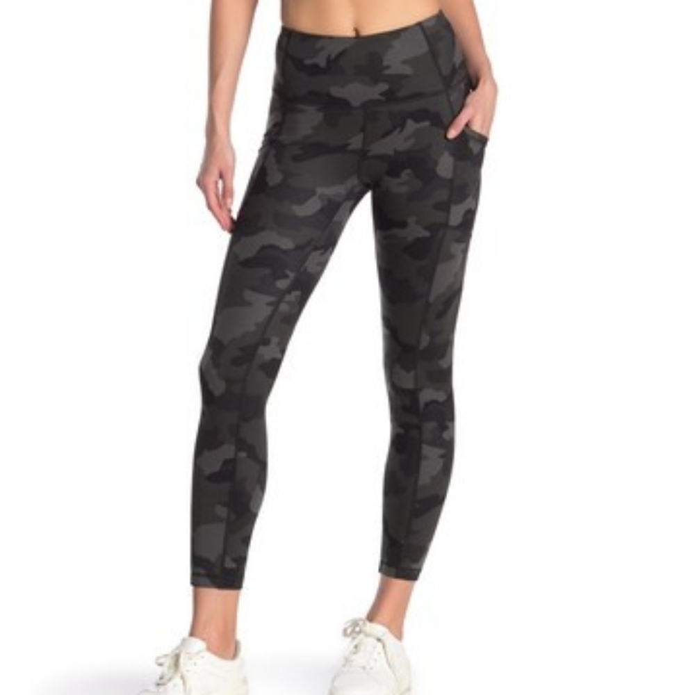 Yogalicious Lux Camo High Waisted Leggings Sz L
